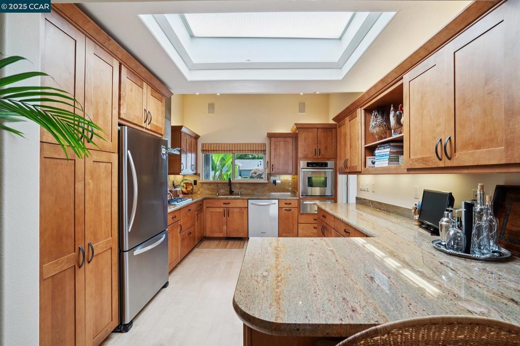 CROW CANYON C.C. - Residential