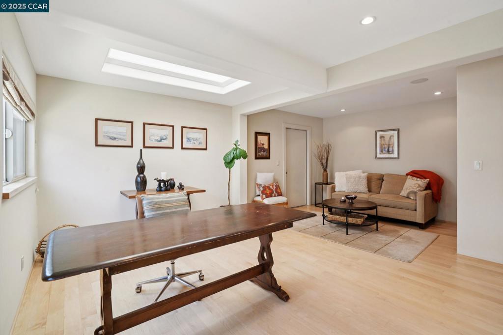CROW CANYON C.C. - Residential