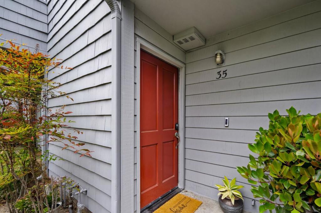 3095 Marina Drive 35