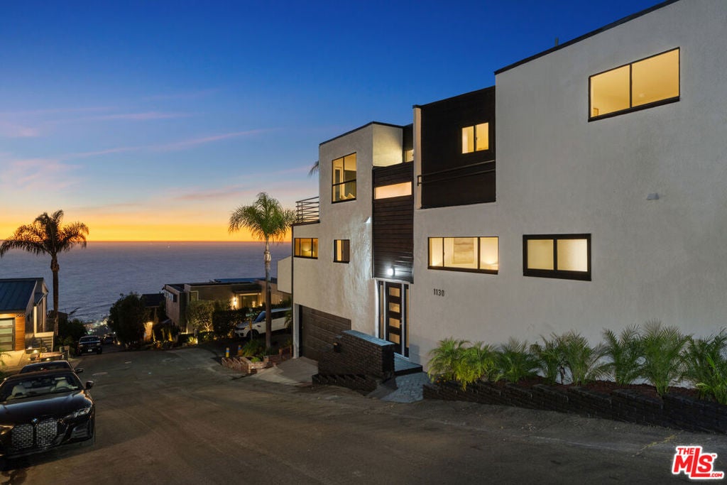 1130 Del Mar Avenue