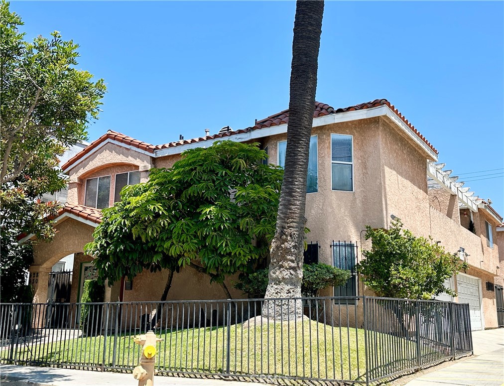 426 Daisy Avenue