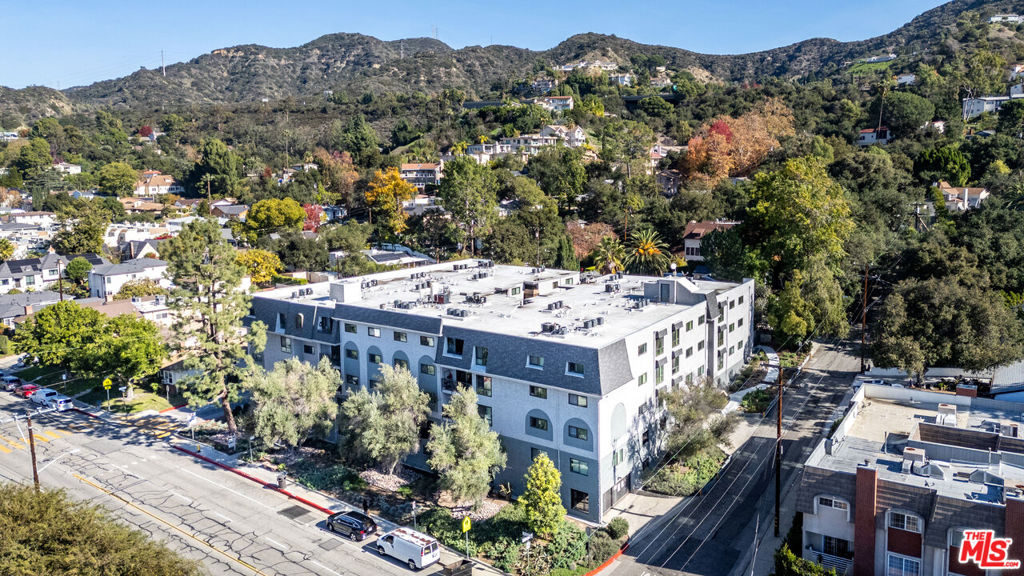 1636 N Verdugo Road