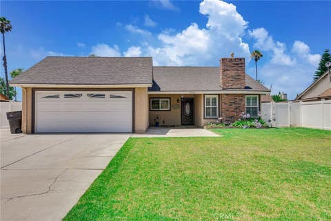 Photo of 4026 Via San Luis, Riverside, CA 92504 (MLS # IV26126684)
