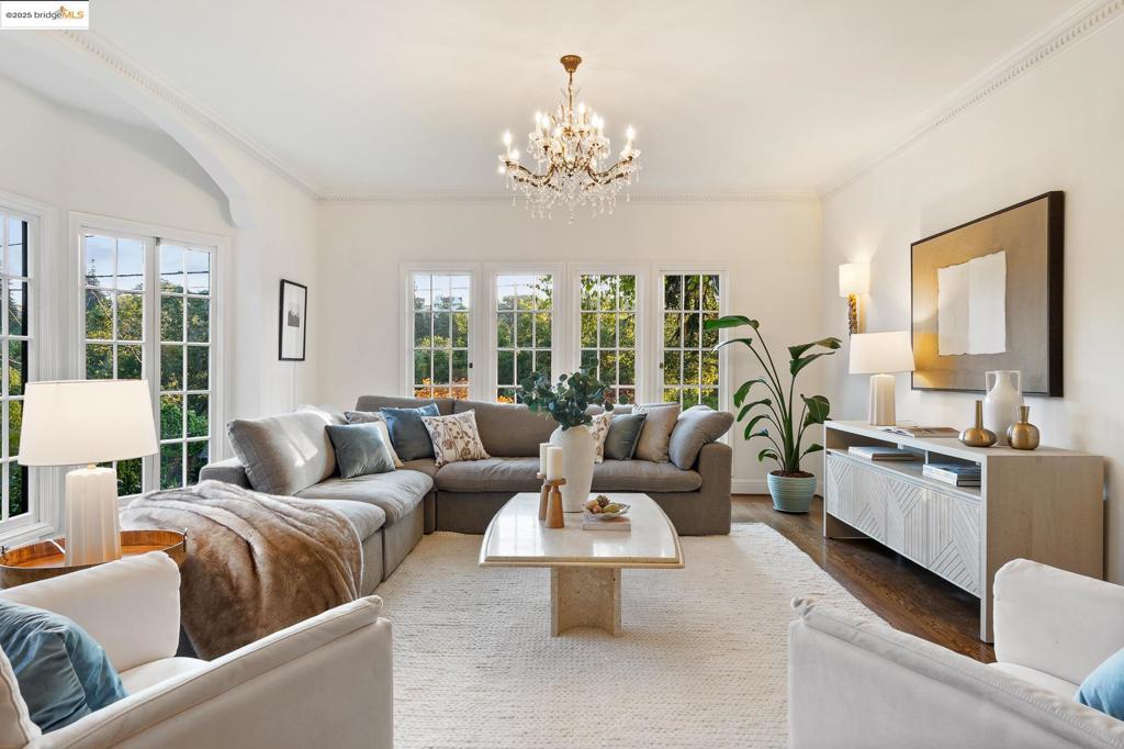 CROCKER HGHLANDS - Residential