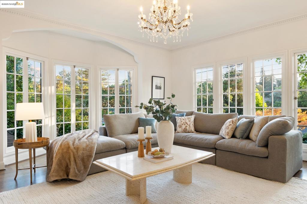 CROCKER HGHLANDS - Residential