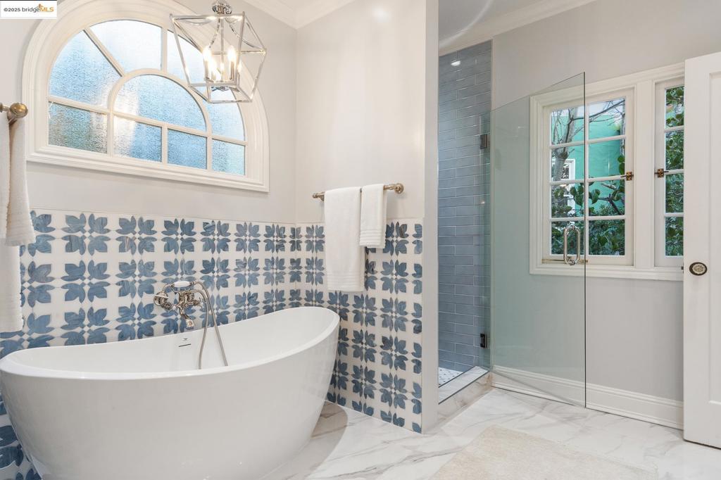 CROCKER HGHLANDS - Residential