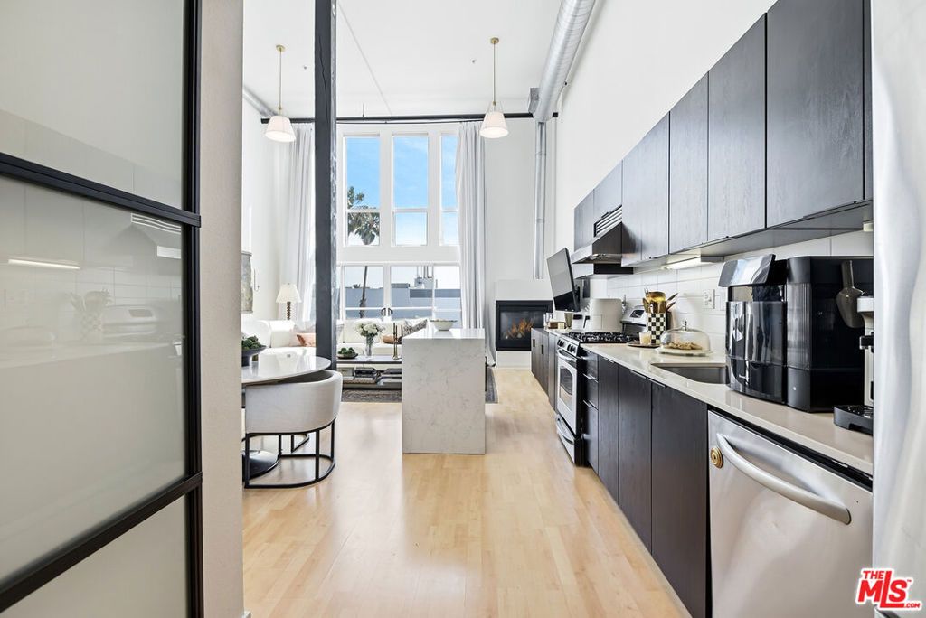 Photo of 4215 Glencoe Avenue #407, Marina Del Rey, CA 90292 (MLS # 26653245)