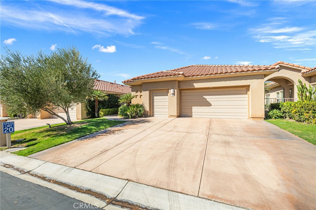 Rancho Mirage C.C. (32169) - Residential