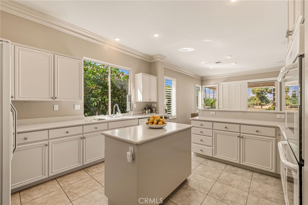 Rancho Mirage C.C. (32169) - Residential