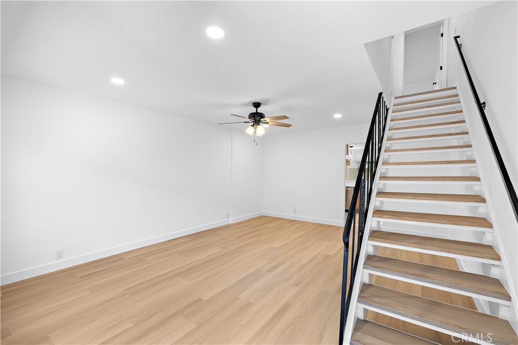 655 W 6th A