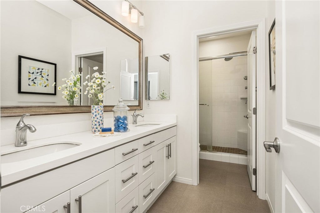 61 Cactus Flower, Irvine CA 92620 - Photo 32