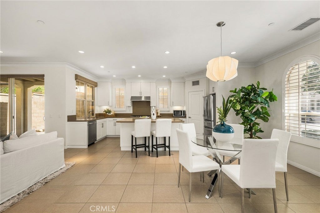 61 Cactus Flower, Irvine CA 92620 - Photo 6