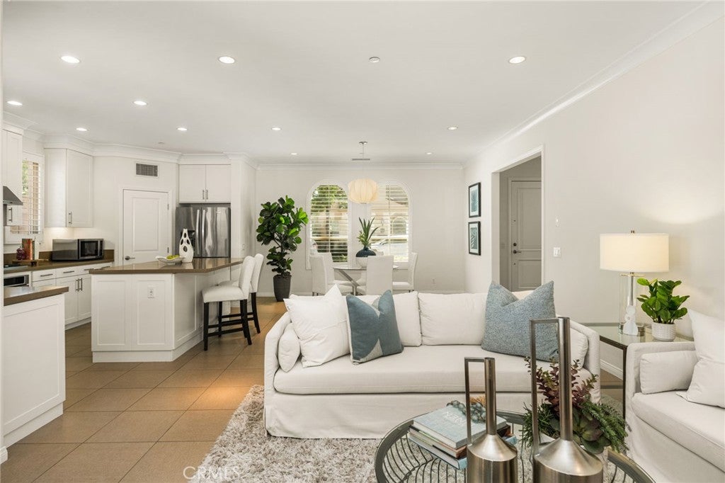 61 Cactus Flower, Irvine CA 92620 - Photo 10