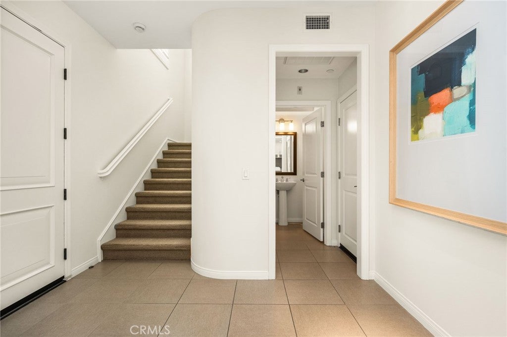 61 Cactus Flower, Irvine CA 92620 - Photo 18