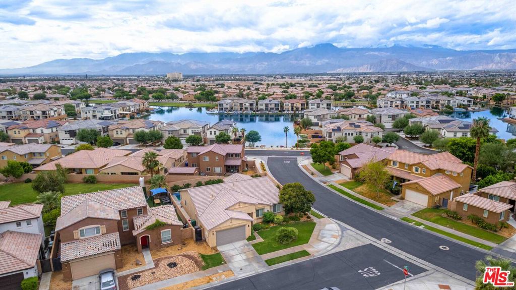 Terra Lago - Residential