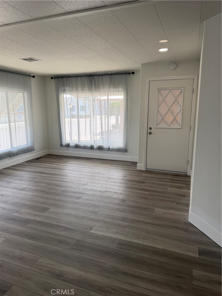 227-601 N Kirby 227