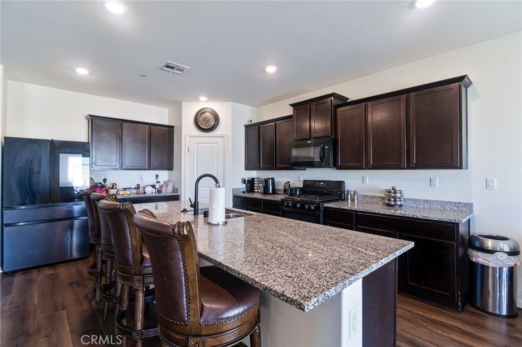 Photo of 16818 Desert Willow St, Victorville, CA 92394 (MLS # PW25243301)