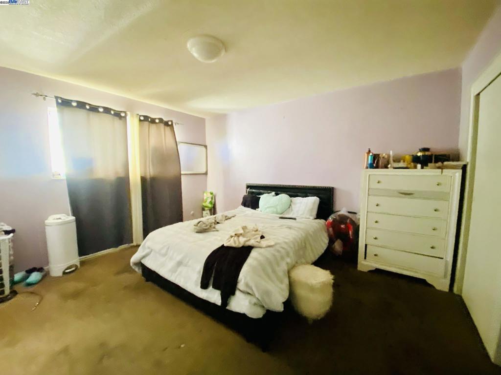 UPPER FRUITVALE - Residential Income