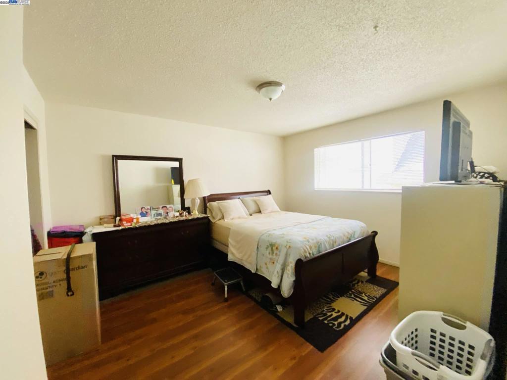 UPPER FRUITVALE - Residential Income