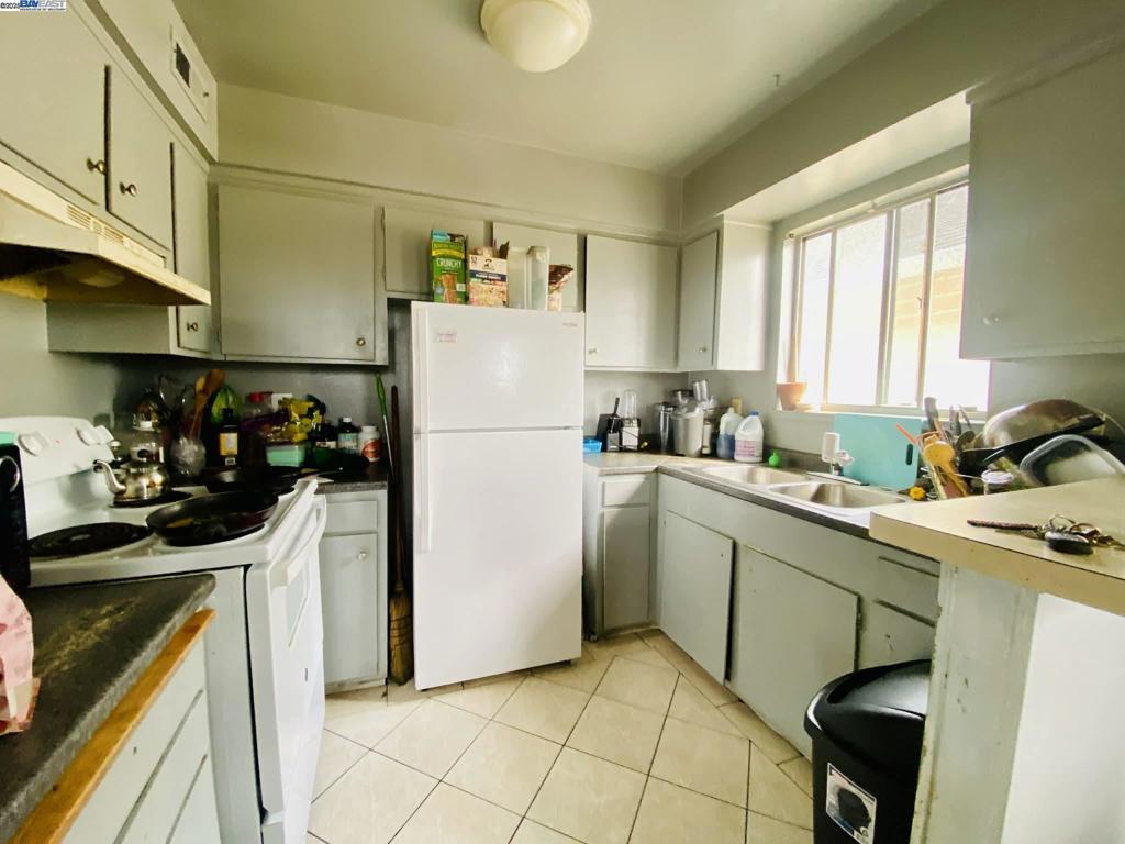 UPPER FRUITVALE - Residential Income