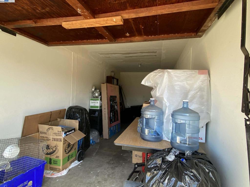 UPPER FRUITVALE - Residential Income