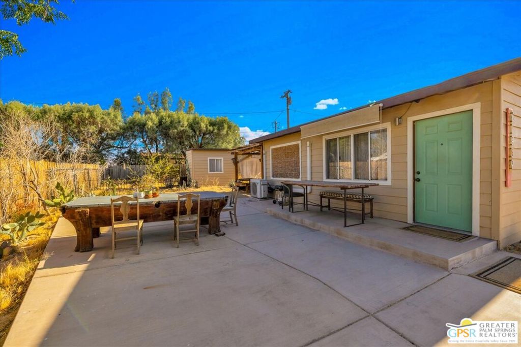 61939 Hilltop Drive