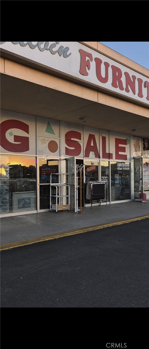 8556 Westminster Boulevard