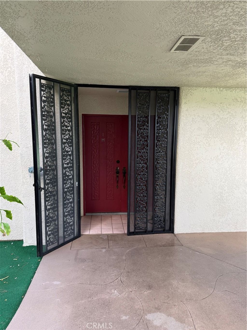 Photo of 2387 Via Mariposa W., Laguna Woods, CA 92637 (MLS # OC26063329)