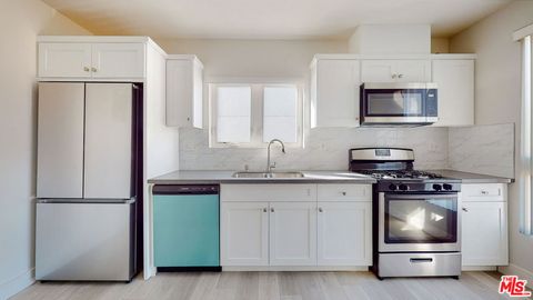 Photo of 252 Rosemont Avenue #2, Los Angeles, CA 90026 (MLS # 26651001)