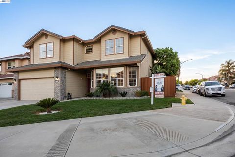 Photo of 1263 Plaza Ct, Tracy, CA 95377 (MLS # 41129015)
