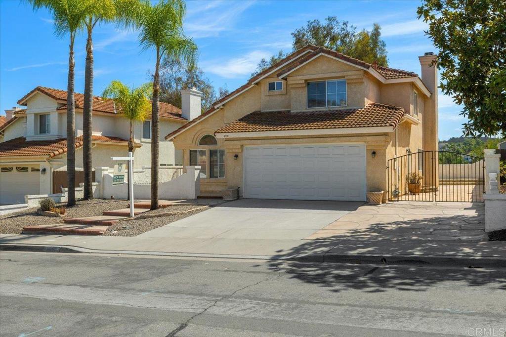 539 Avenida Blanco