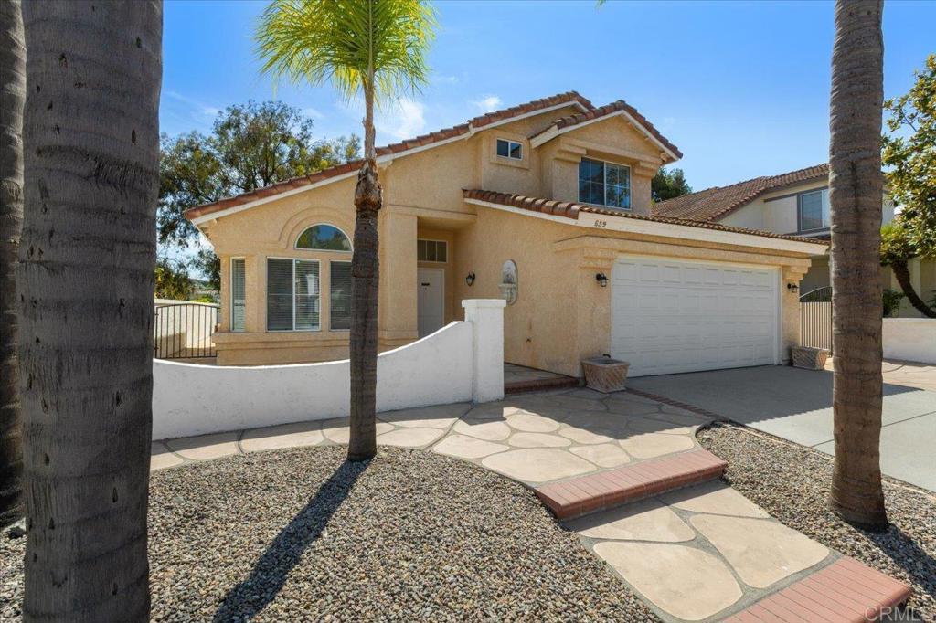539 Avenida Blanco