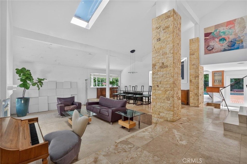 Photo of 1845 Port Seabourne WAY, Newport Beach, CA 92660 (MLS # NP26104705)