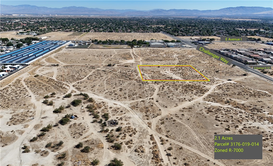 APN: 3176-019-014 Coordinates: 34.708306, -118.110917 2.5 Acre lot for sale in LA County. This lot is located in Lancaster, CA near the corner of Challenger Way and E Ave I. Located near homes excellent area for developing in a growing area of Los Angeles county.