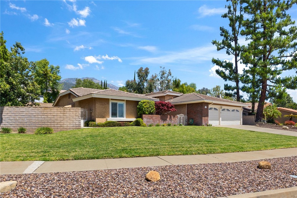 1175 Shane Court