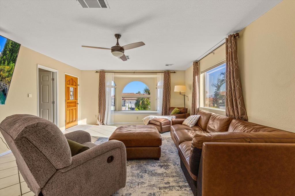 Mission Lakes - Residential