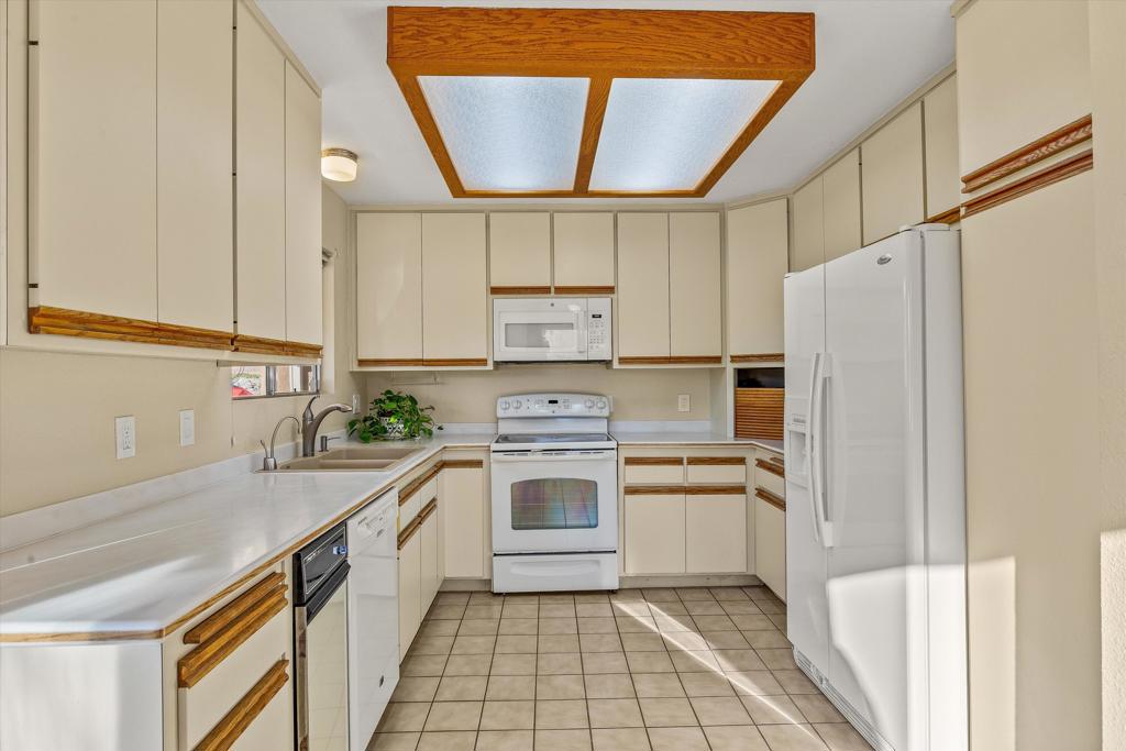 Mission Lakes - Residential