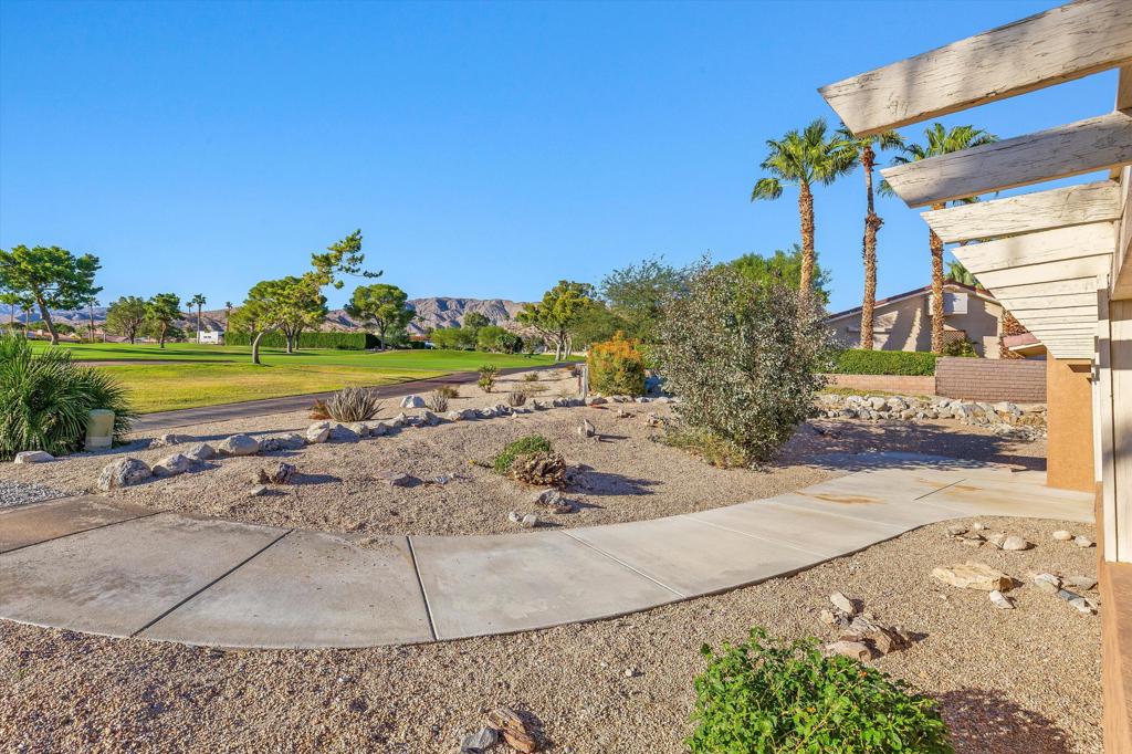 Mission Lakes - Residential