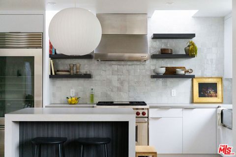 Photo of 1817 Penmar Avenue, Venice, CA 90291 (MLS # 25603551)