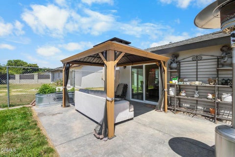 Tiny photo for 817 N Calle La Sombra, Camarillo, CA 93010 (MLS # V1-37962)