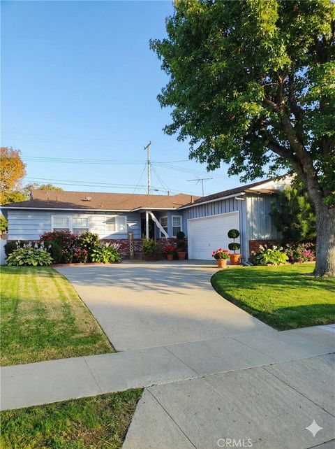20526 Avis Avenue Torrance CA 90503