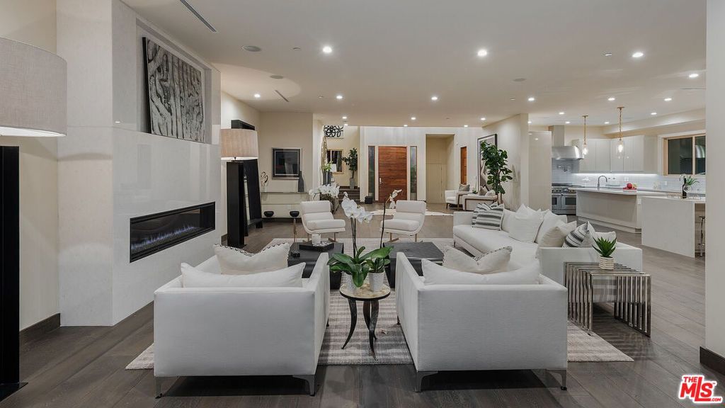 Properties 4 2408 Castle Heights Avenue