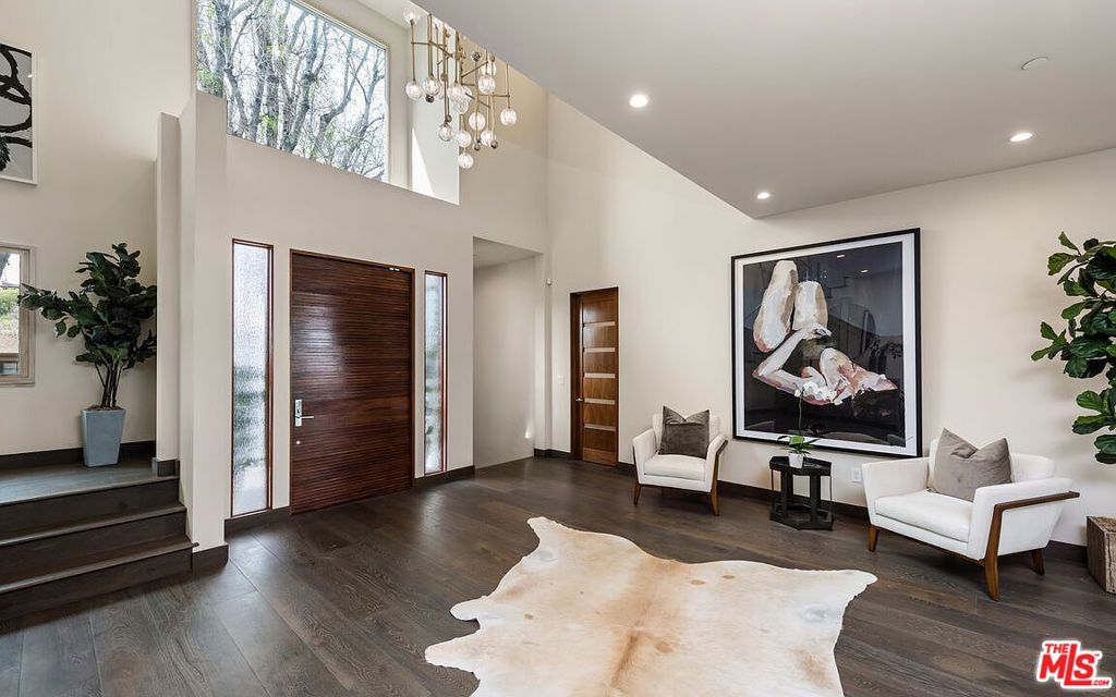 Properties 3 2408 Castle Heights Avenue