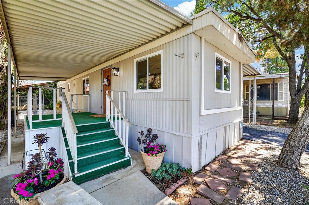 1425 Cherry 172