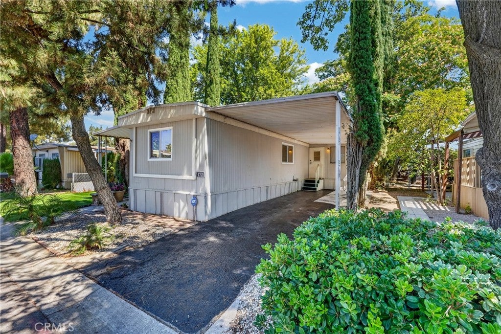 1425 Cherry 172