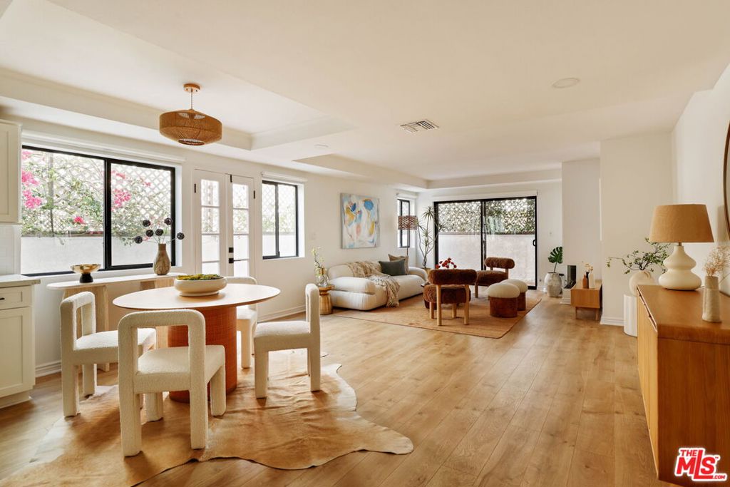 Photo of 1123 11th Street #3, Santa Monica, CA 90403 (MLS # 26103801)