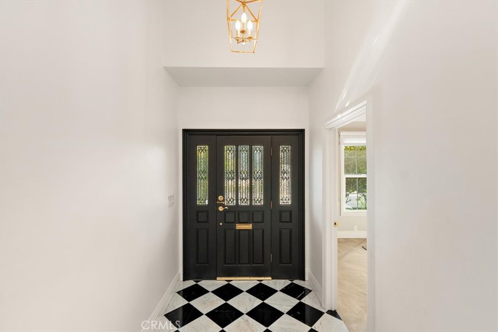 2765 Huntington Drive