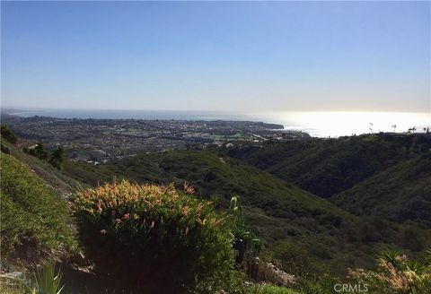 Photo of 31711 Crystal Sands Drive, Laguna Niguel, CA 92677 (MLS # OC25207218) Photo of 31711 Crystal Sands Drive, Laguna Niguel, CA 92677 (MLS # OC25207218)