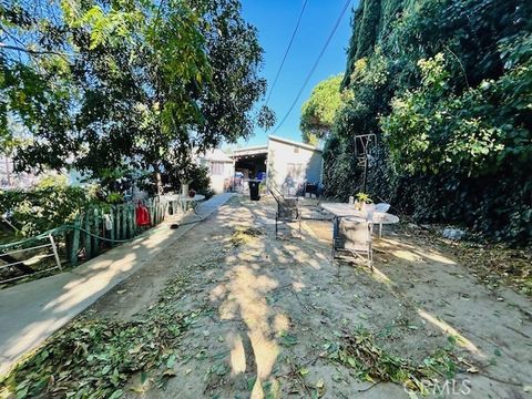 Photo of 1523 Cortez Street, Los Angeles, CA 90026 (MLS # DW26032756)
