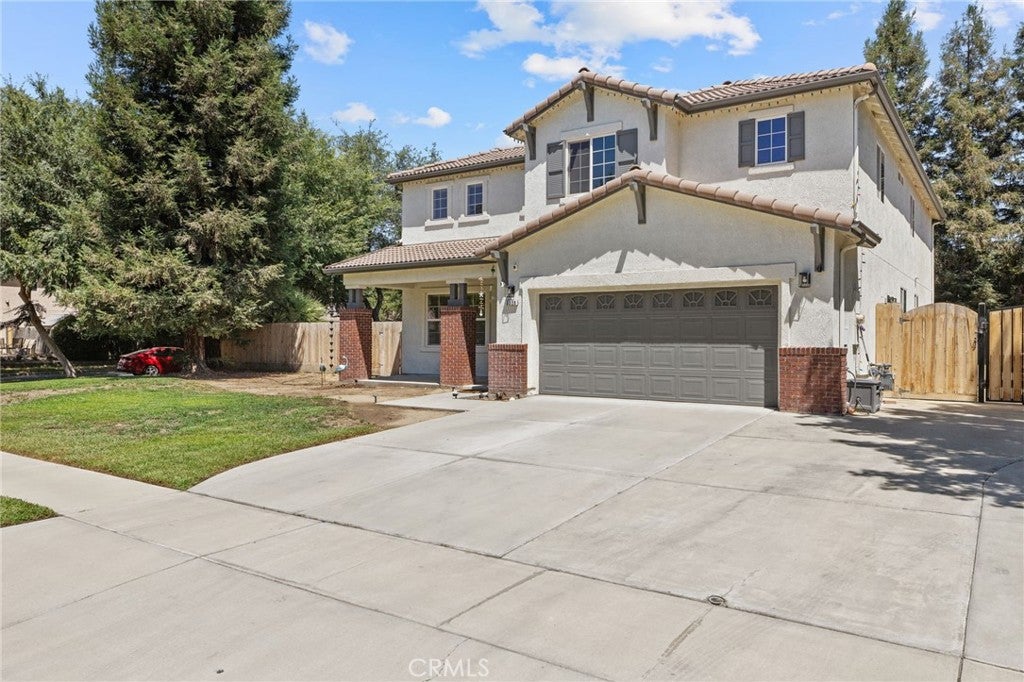 3320 W Glendale